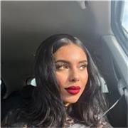 Sono madre lingua italiana e francese poiché sono di origine araba. Se hai bisogno di aiuto con i compiti, ti aspetto!