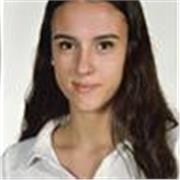Chica qe habla español nativo con 17 años de experiencia