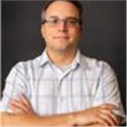 Profesor cualificado de inglés y ciencias sociales con más de 25 años de experiencia. Imparte clases online y presenciales.