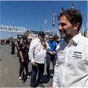 Profesional con 20 años de experiencia en la edicion de documentales y programas de tv.