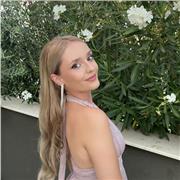 Soy una persona que le encanta ayudar a los demás, ofrezco mis conocimientos para quien lo necesite, apto para todas las edades!!!