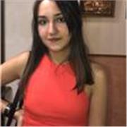 Profesora de inglés imparte clases a niños de primaria y ESO o FCE