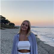 Étudiante en médecine, je serais faire aimer les cours à vos enfants de façon ludique !