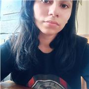 Joven con ganas de enseñar de manera didáctica a niños y jóvenes