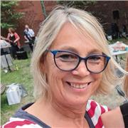 Ich bin seit Kurzem eine agile Rentnerin und würde gerne im Nachhilfebereich arbeiten.