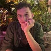 Dou aulas de reforço escolar online para pessoas de todas as faixas etárias