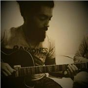 Lezioni di chitarra elettrica per neofiti fino al pre-conservatorio