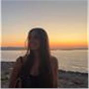 Profesora de ingles, castellano y catalan. Para alumnos entre 3-12 años 3 veces por semana una o dos horas