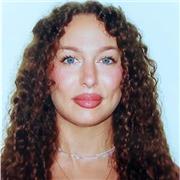 Profesora titulada en Ciencia y Tecnología de los Alimentos y Dietética, imparte clases online de Biología.