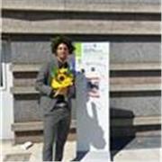 Insegnante di materie scientifiche e francese ed inglese con 4 anni di esperienza in una cooperativa per aiuto compiti e lezioni 