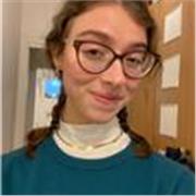 diplomata al liceo classico, studente di Biologia con la media del ro lezioni private alle superiori e medie