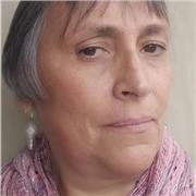 Profesora especialista en procesos de lectoescritura y matemáticas, con modelos pedagógicos enfocados en aprendizaje y diversion