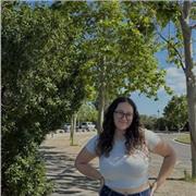 Profesora de inglés para cualquier edad con experiencia en academia de inglés con niños de 3 a 13 años.