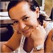 Profesora licenciada en filología especialista en preparación de exámenes oficiales