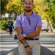 Joven apasionado del deporte el cual le encanta enseñar su experiencia y motivar a sus alumnos para que consigan un maximo rendimiento