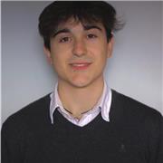 Graduado en Psicología imparte clases a niños y adolescentes