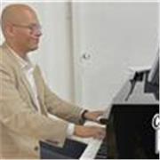 Profesor de música y piano, con métodos sencillos para aprender paso a paso