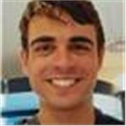 Profesor de refuerzo de primaria de tanto lengua y matemáticas como asignaturas de ciencias naturales y sociales.