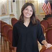 Etudiante à Sciences Po Paris et de la LSE, je suis disponible pour vous aider dans vos devoirs de sciences sociales et langues