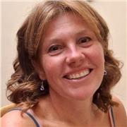Native fluency in Italian, with experience teaching and explaining complex subjects in a clear and structured way