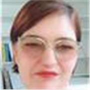 Laureata in insegnanti scuola elementare