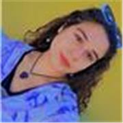 Profesora de física, en diversas areas y con experiencias en niños como en adultos