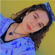 Profesora de física, en diversas areas y con experiencias en niños como en adultos