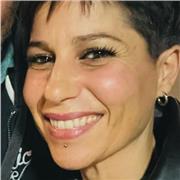 Psicologa specializzanda sistemico relazionale. Seguo ragazzi e adolescenti anche nel supporto allo studio, tutoraggio e potenziamento del metodo didattico