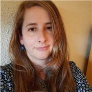 Profesora titulada y con estancias en Alemania, Gran Bretaña , Irlanda y Estados Unidos ofrece clases de idiomas para todas las edades y los siguientes niveles : Alemán (A2-B2), Inglés (A2-B2) y Francés (A2-B1), español para extranjeros