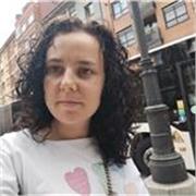 mi nombre es Carmen. Soy pedagoga maestra con la especialidad de educación especial. Ofrezco clases de apoyo para primaria