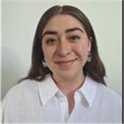 Maestra de apoyo escolar especializada en clases de psicología de manera remota