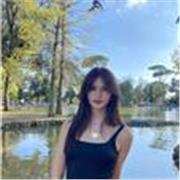 Ciao! Se hai bisogno di comprendere con facilità il diritto contattami.