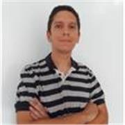 Profesor de Ciencias de la Comunicación y Periodismo, graduado en la UBA y con 15 años de experiencia en medios audiovisuales.