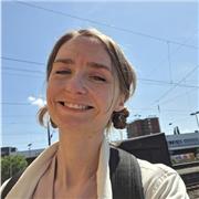 Englisch-Tutorin, Übersetzerin, Lernhelferin, Sprach-Tutor, Vokabeltrainerin, Korrekturleserin ;-)
