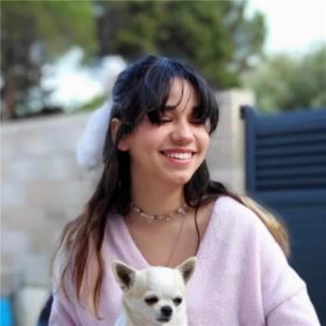 Sarah-Lucie