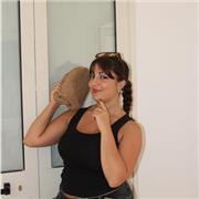 Offro ripetizioni personalizzate e aiuto compiti, sia per bambini sia per ragazzi più grandi. Posso aiutare in diverse materie.