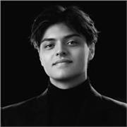 Diseñador gráfico titulado ofrece clases online para principiantes en diseño multimedia, editorial, web y packaging desde casa.