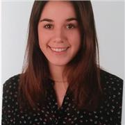 Profesora titulada en Procesos Sanitarios, graduada en nutrición.