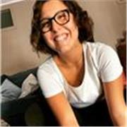 Studentessa del quinto anno di liceo, fornisce ripetizioni di italiano a studenti delle sciole superiori e scuole medie