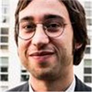 Offro ripetizioni di materie umanistiche. Laureato in Lettere, insegno italiano e mi sto specializzando in filosofia a Padova. 