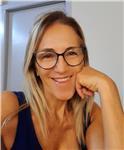 Coach ontológica y licenciada en comunicación social. particulares, profesionales y empresas