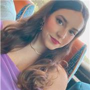 Profesora de Química con capacidad para dar apoyo en otras asignaturas como biología, física y matemáticas entre otras.