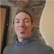 Canto Violoncello Pianoforte sono un musicista e un cantante lirico