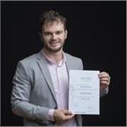 Graduated chemical engineer with a B1 in Spanish, eager to teach Chemistry and/or Physics