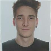 No he impartido clases nunca pero tengo buen nivel de inglés, actualmente tengo fecha para el exámen de C1 y me gustaría ayudar a los que tengan problemaa con este idioma tan bonito