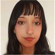 Soy estudiante universitaria. Estuve en un colegio británico 13 años y tengo un B2 de Cambridge y un C1 de la EOI.