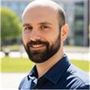 Intelligenza artificiale per professionisti: ChatGPT, Claude e agenti AI per il lavoro