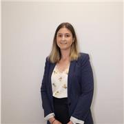 Graduada en ADE, con más de 7 años de experiencia en asesorías y despachos profesionales gestionando la contabilidad de empresas. Me ofrezco para dar clases de contabilidad e impuestos. Tardes y fines de semana