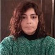 Titulada en Pedagogía y licenciatura en Educación Diferencial, con mención en dificultades de aprendizaje y de audición y lenguaje