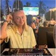 I am a native English speaker. I am tefl certified and I have been teaching English in Guatemala for 6 months